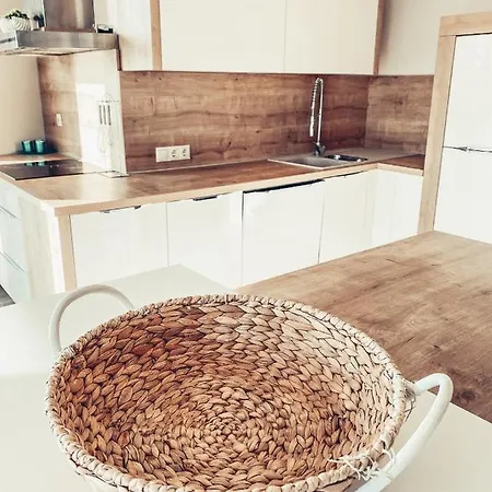 Admiral Sky Deluxe Apartman Siófok