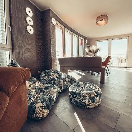 Apartament Admiral Sky Deluxe Apartman
