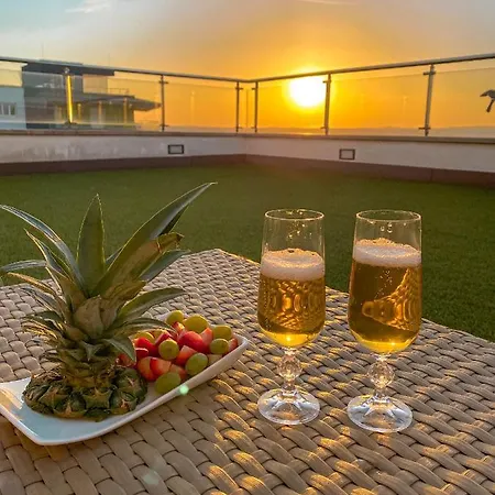 Admiral Sky Deluxe Apartman Siófok