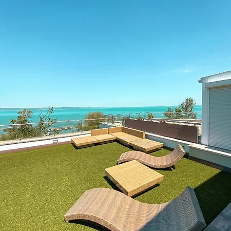 Admiral Sky Deluxe Apartman * Siófok