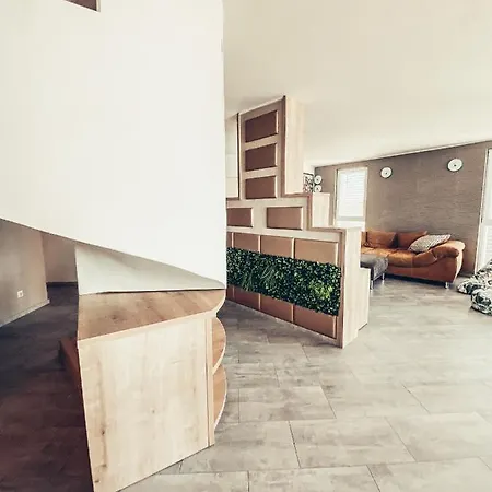 Admiral Sky Deluxe Apartman Apartament