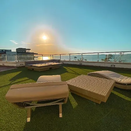 Admiral Sky Deluxe Apartman