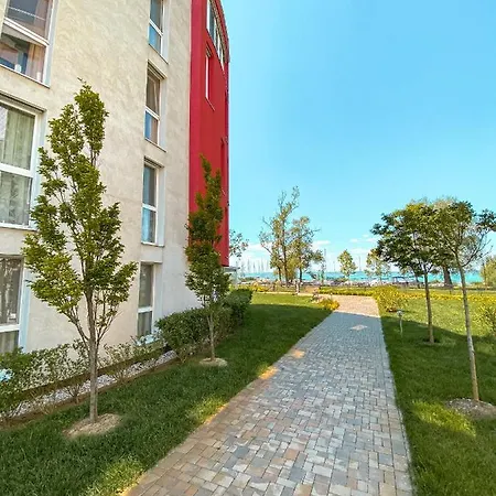 Admiral Sky Deluxe Apartman Apartament Siófok