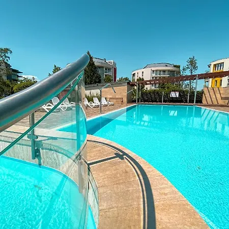 Admiral Sky Deluxe Apartman Siófok