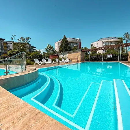 Admiral Sky Deluxe Apartman Siófok